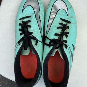 Nike Women’s Soccer Cleats